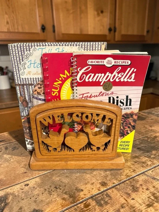 Vintage 1975 Solid Wood Die Cut Goose Welcome Napkin Recipe Mail Book Holder - Picture 2 of 13